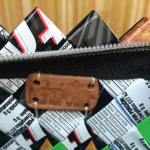 90’s Y2K Nahui Ollin Woven Recycled Chip Bags Clutch. - Picture 7 of 7